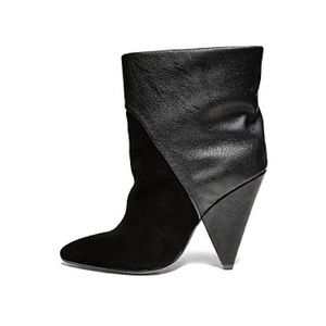 🖤Steve Madden Half Leather/ Half Suede Boots🖤
